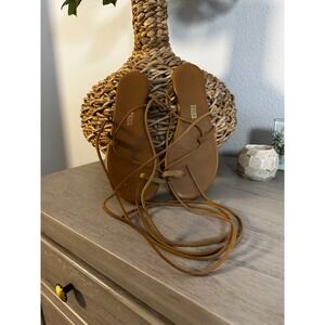 TKEEs Tan Leather Lace Up Flat Sandals Women Size 6